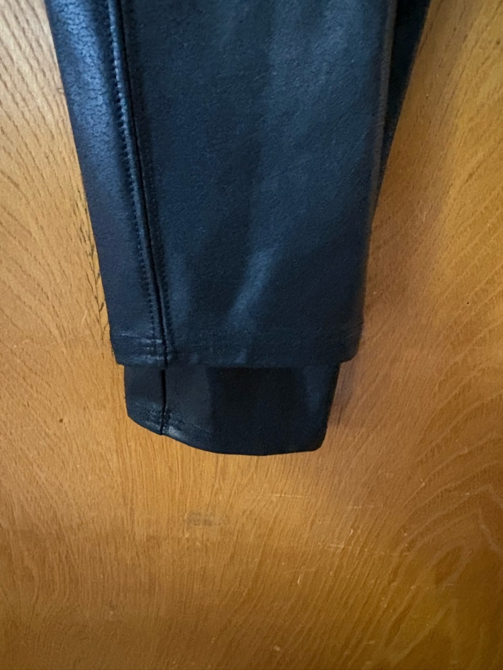 Spanx Faux Leather High-Waist Leggings - Black M - Picture 7 of 7
